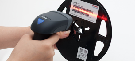 搭載了斜面配置LED,對準簡單方便 搭載了斜面配置LED,對準簡單方便